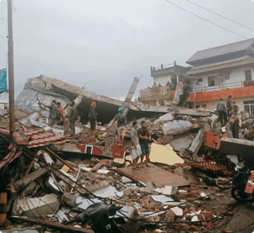 Image of earthquake rubble in Indonesia